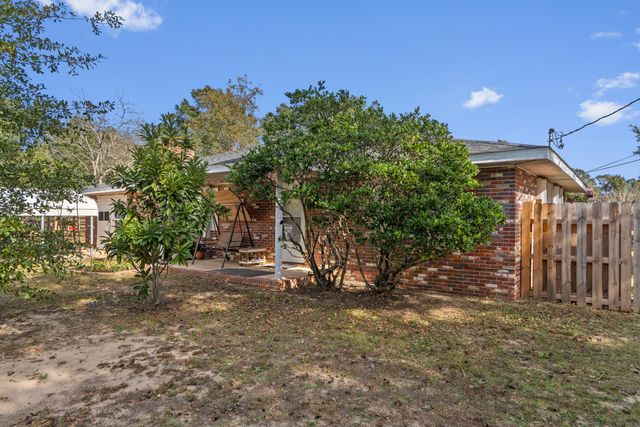 4320 Reinsma Road, Milton, FL 32583