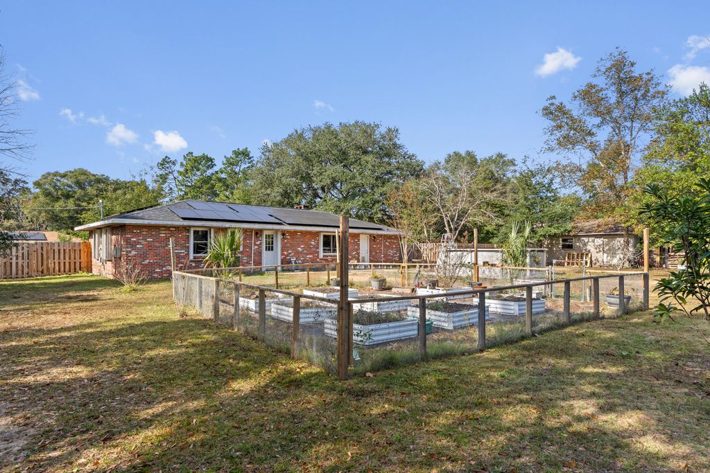 4320 Reinsma Road, Milton, FL 32583