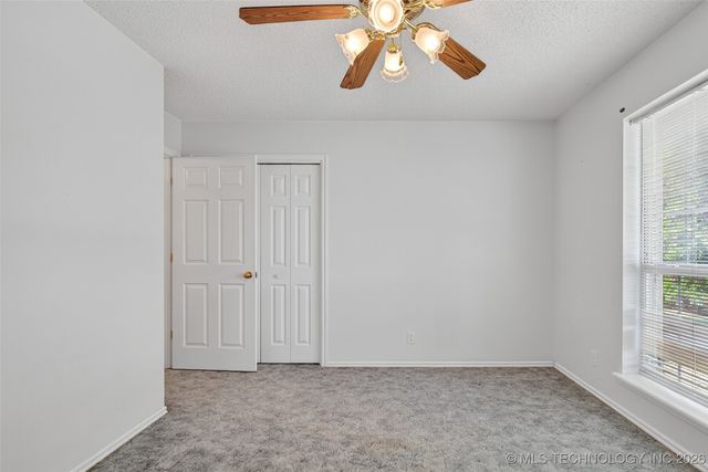 11313 E Southpark Road, Claremore, OK 74019