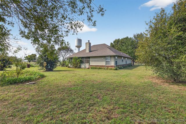 11313 E Southpark Road, Claremore, OK 74019