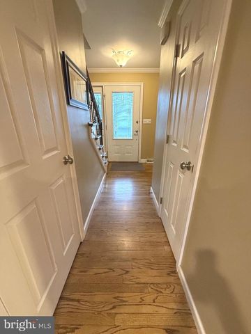 901 SPRING GARDEN ST, Elizabethtown, PA 17022