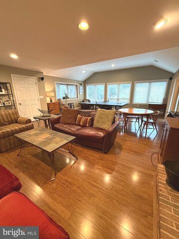 901 SPRING GARDEN ST, Elizabethtown, PA 17022