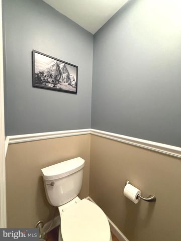 901 SPRING GARDEN ST, Elizabethtown, PA 17022