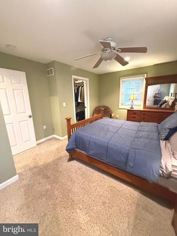 901 SPRING GARDEN ST, Elizabethtown, PA 17022