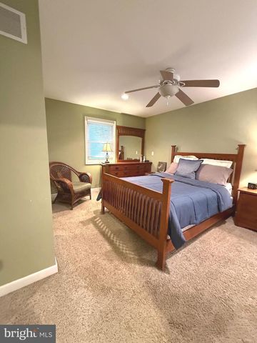 901 SPRING GARDEN ST, Elizabethtown, PA 17022