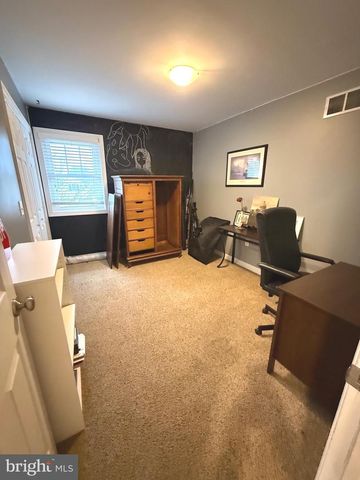 901 SPRING GARDEN ST, Elizabethtown, PA 17022