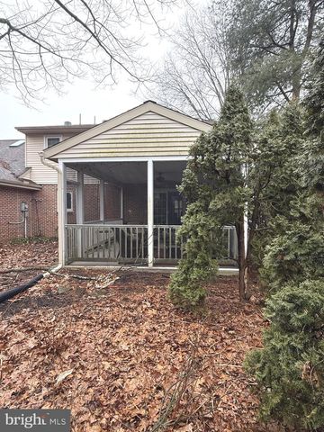 901 SPRING GARDEN ST, Elizabethtown, PA 17022