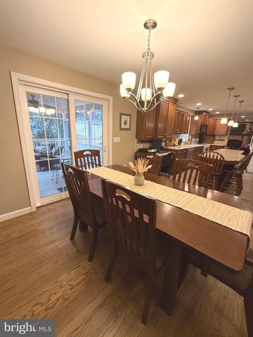 901 SPRING GARDEN ST, Elizabethtown, PA 17022