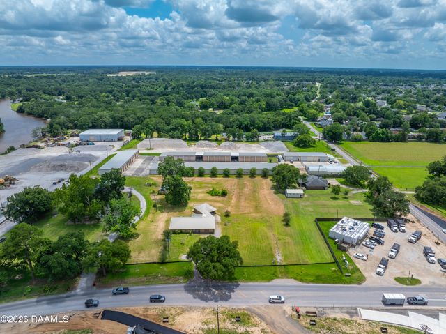 614 & 616 E Broussard Road, Lafayette, LA 70503