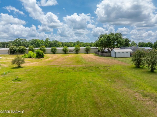614 & 616 E Broussard Road, Lafayette, LA 70503