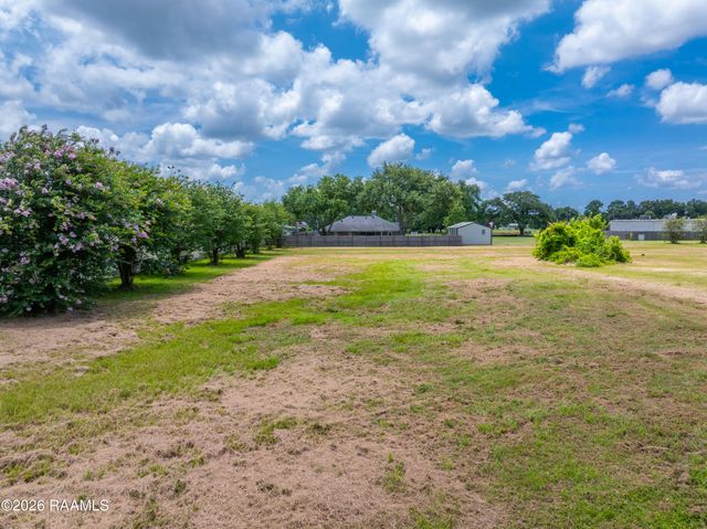 614 & 616 E Broussard Road, Lafayette, LA 70503