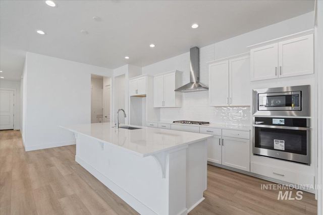 3611 S Anise Ave, Nampa, ID 83686
