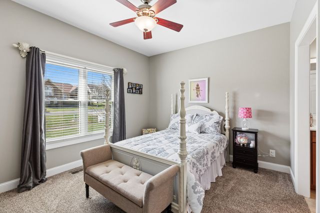 1035 Bending Chestnut Dr, Lebanon, TN 37087