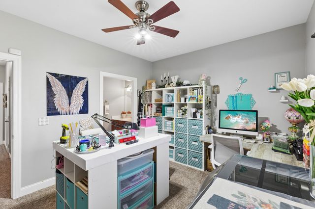 1035 Bending Chestnut Dr, Lebanon, TN 37087