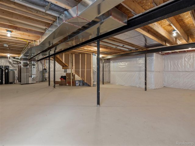 7670 Parshallville Road, Hartland Township, MI 48430