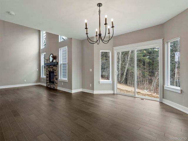 7670 Parshallville Road, Hartland Township, MI 48430