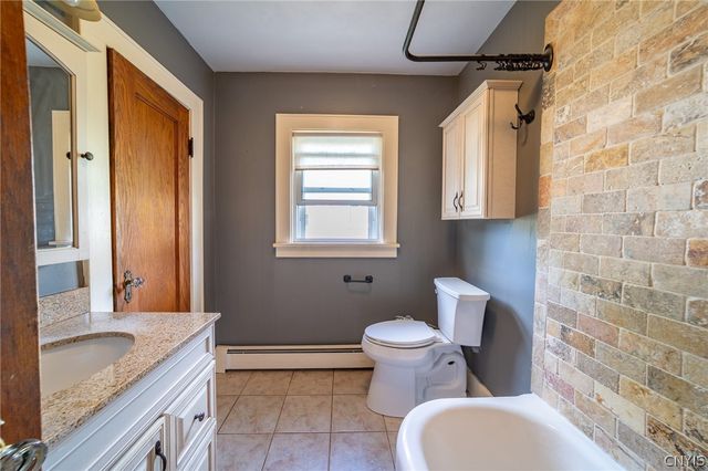 4300 Fay Road, Onondaga, NY 13219