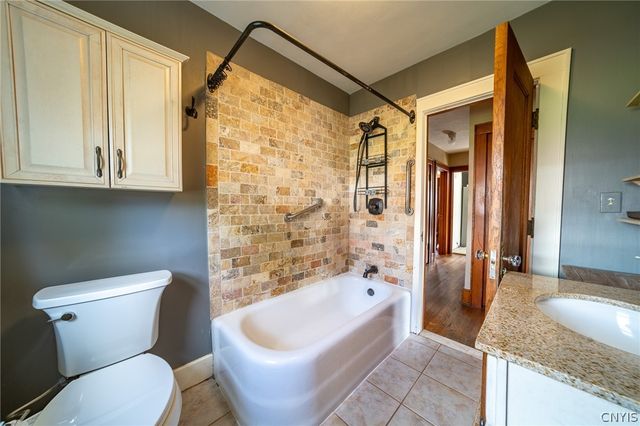 4300 Fay Road, Onondaga, NY 13219