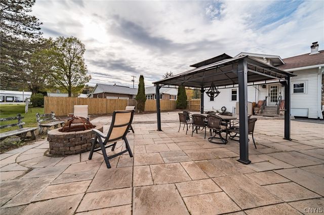 4300 Fay Road, Onondaga, NY 13219