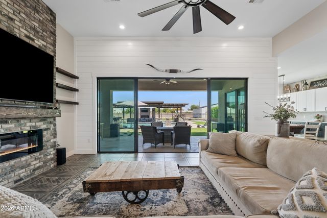 3562 E Aspen Court, San Tan Valley, AZ 85140