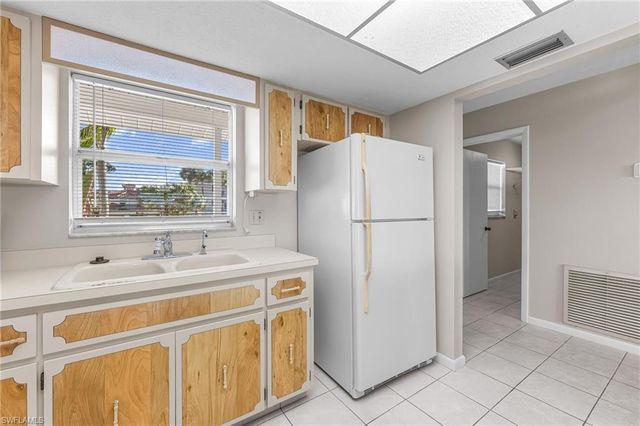 1705 Beach PKWY # 207, Cape Coral, FL 33904