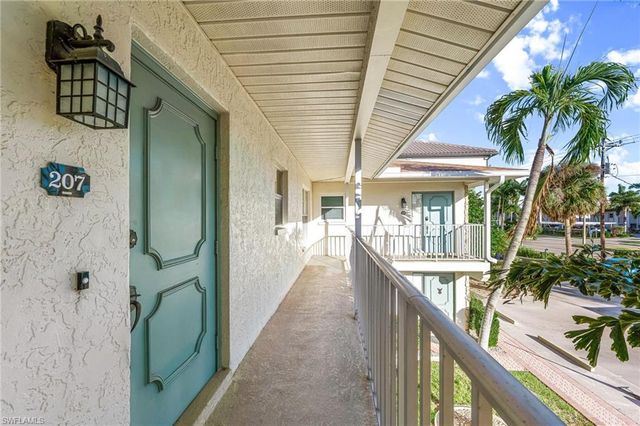 1705 Beach PKWY # 207, Cape Coral, FL 33904
