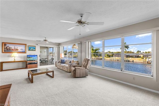 1705 Beach PKWY # 207, Cape Coral, FL 33904