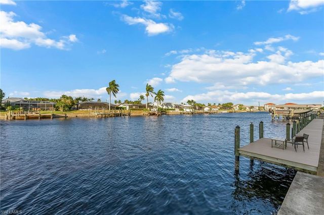 1705 Beach PKWY # 207, Cape Coral, FL 33904