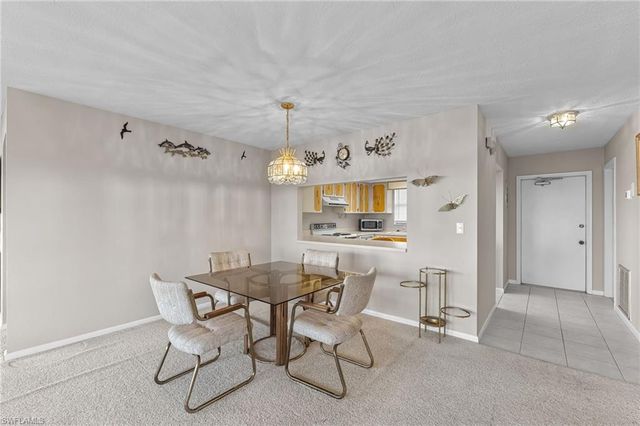 1705 Beach PKWY # 207, Cape Coral, FL 33904