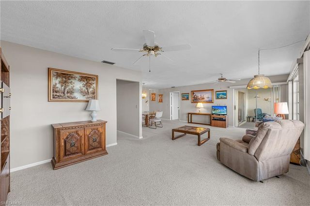 1705 Beach PKWY # 207, Cape Coral, FL 33904