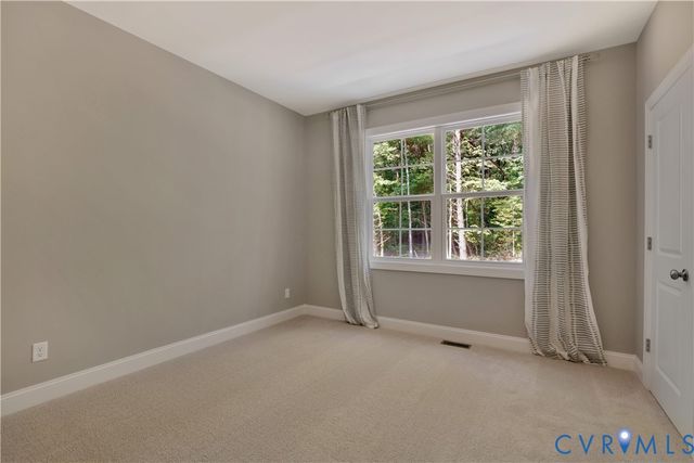 4613 Chesler Dr, Moseley, VA 23120