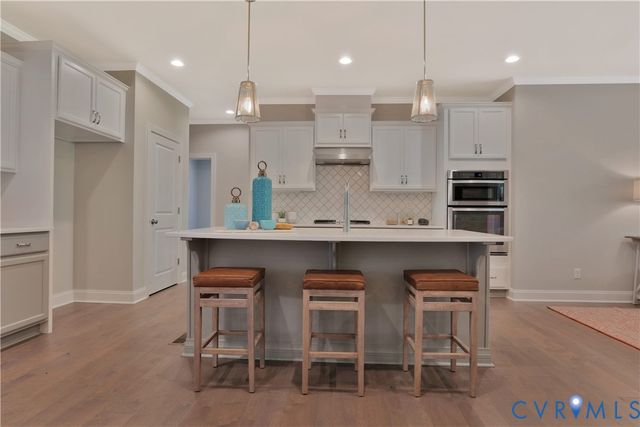 4613 Chesler Dr, Moseley, VA 23120