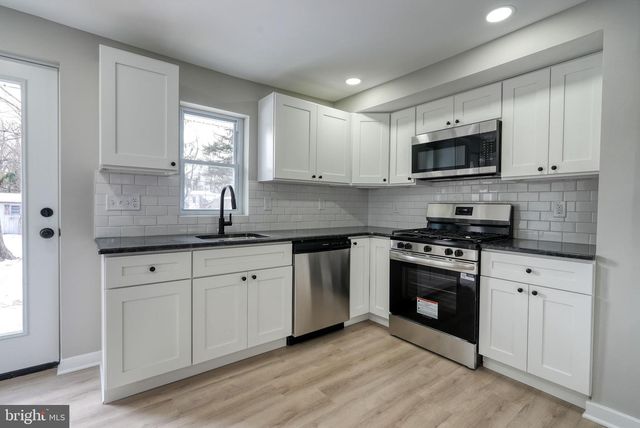 627 ARGYLE AVE, Ambler, PA 19002