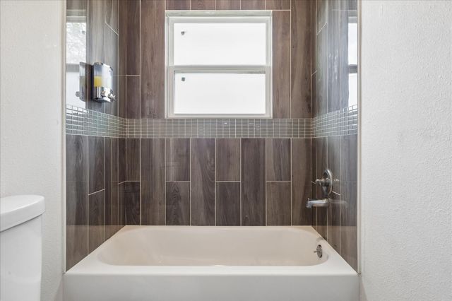 4209 Gunter Street, Houston, TX 77020