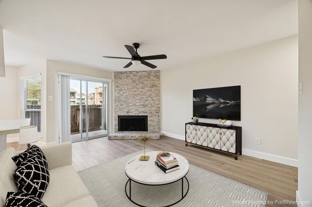 18800 Egret Bay Boulevard 907, Houston, TX 77058