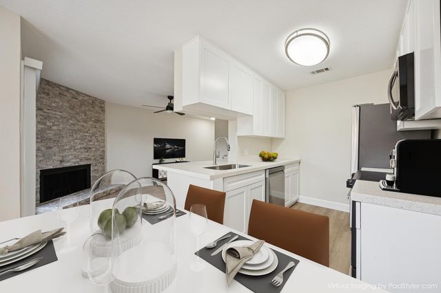 18800 Egret Bay Boulevard 907, Houston, TX 77058