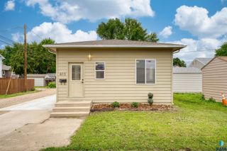 610 W 31st St, Sioux Falls, SD 57105
