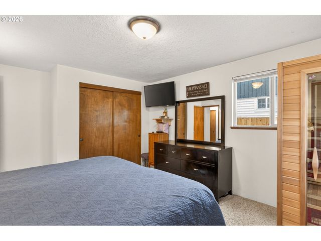 1908 Ne ORCHARD Ave, Mc Minnville, OR 97128