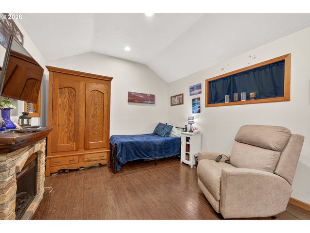 1908 Ne ORCHARD Ave, Mc Minnville, OR 97128