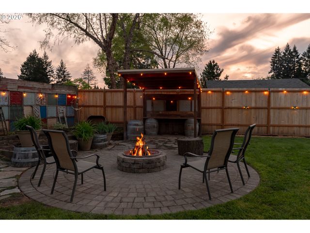 1908 Ne ORCHARD Ave, Mc Minnville, OR 97128