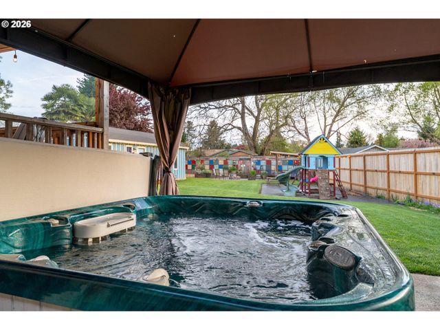 1908 Ne ORCHARD Ave, Mc Minnville, OR 97128