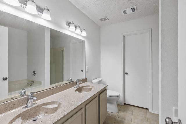 1628 Fieldstone Drive, Little Elm, TX 75068