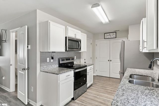 322 Long Grove Lane, Greer, SC 29650