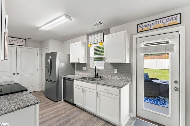 322 Long Grove Lane, Greer, SC 29650