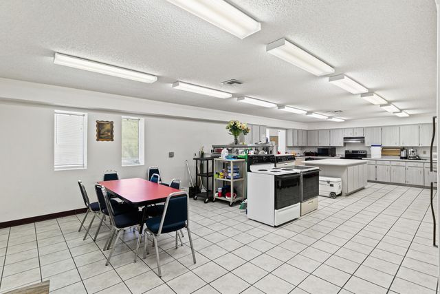 3601 E Moody Blvd, Bunnell, FL 32110