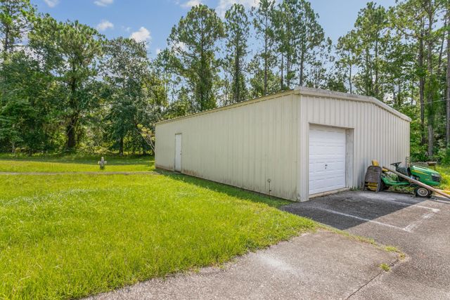3601 E Moody Blvd, Bunnell, FL 32110