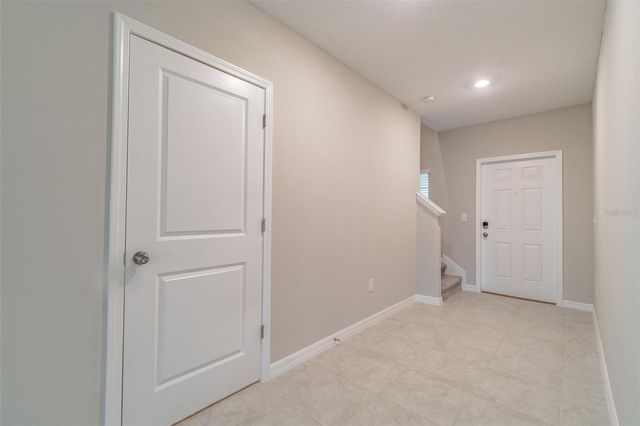 5064 WHITE CHICORY DRIVE, Apollo Beach, FL 33572