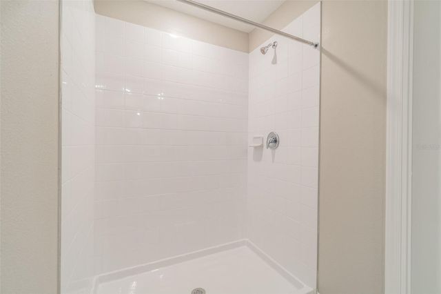 5064 WHITE CHICORY DRIVE, Apollo Beach, FL 33572