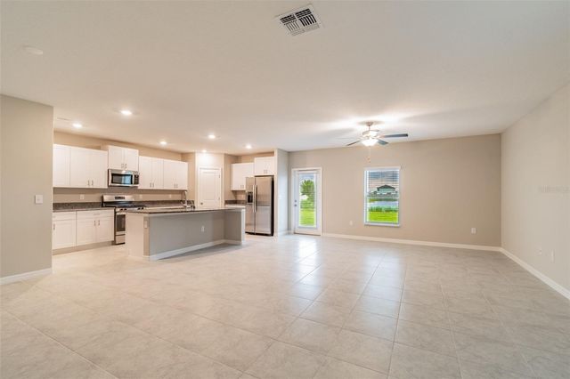 5064 WHITE CHICORY DRIVE, Apollo Beach, FL 33572