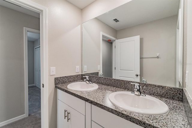 5064 WHITE CHICORY DRIVE, Apollo Beach, FL 33572